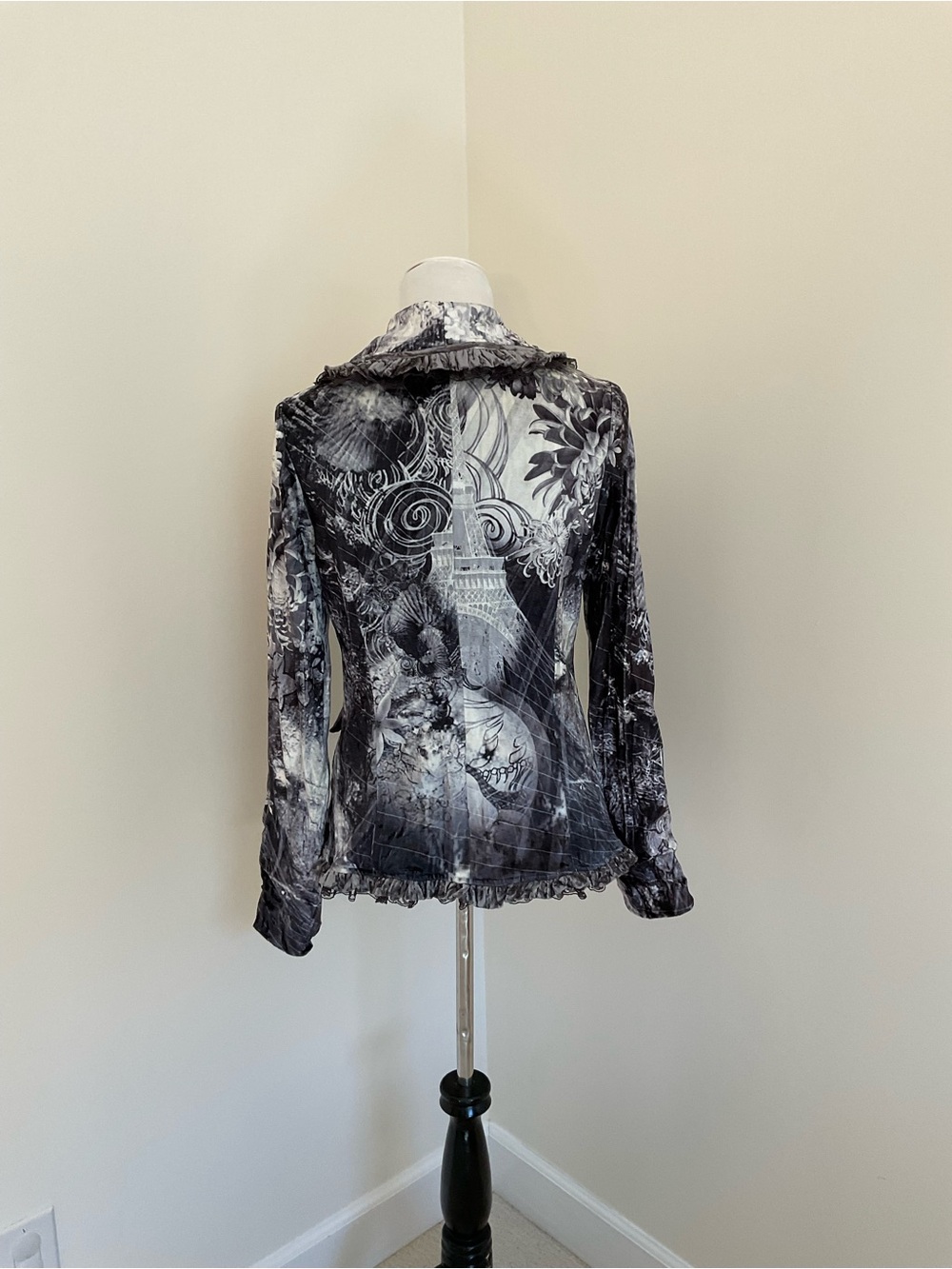 Alberto Makali Monochrome Abstract Floral Print Velvet Jacket - Picture 5 of 8